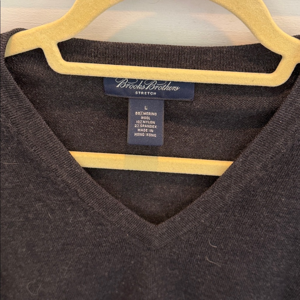 Charcoal V-Neck Men's Sweater - Brooks Brothers. Stretch - Picture 4 of 5